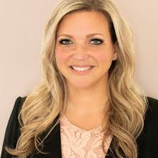 Amy Baugh's Instagram, Twitter & Facebook