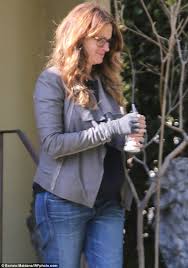 The hollywood star recalled the moment son henry and twins hazel and phinneaus asked her about. Is Julia Roberts Pregnant Every Little Thing Birth And Beyond 360 Magazine