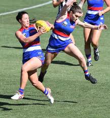 Official twitter account of the western bulldogs. Western Bulldogs Enjoy Solid Hit Out In Aflw Practice Match Video The Courier Ballarat Vic