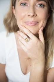 Vintage 1970s Retro Citrine & Diamond Cluster Ring 18 Carat Gold