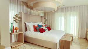 Just because your bedroom is small doesn't mean it has to be dull. Small Bedroom Painting Ideas Paint Colors For Small Rooms Hgtv