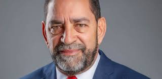 PRM y activistas de Ohio reconocen al cónsul Jáquez durante consulados  móviles abarrotados por dominicanos