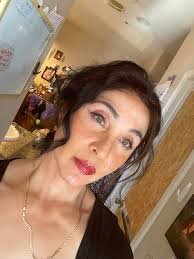 What color are my eyes with blue rim?