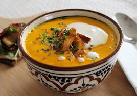 Recettes Soupes D Hiver Nos Idees Faciles A Faire Et Originales Cosmopolitan Fr Recette Soupe Recette De Soupe Facile Recettes De Cuisine