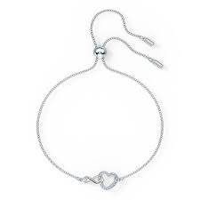 Ce collier simple, modern, tous les jours est le cadeau parfait pour une mère de la matériaux utilisés : Bracelet Swarovski 5524421 Bracelet Metal Argente Infini Coeur Cristaux Sertis Sur Bijourama Reference Des Bijoux Sur Internet