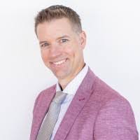 Brian Cowing's Instagram, Twitter & Facebook