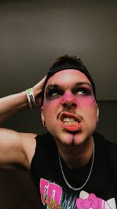 Hi guys, 52y and from Antwerp, Belgium. Have a nice day🥰