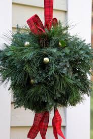 105 fun and festive christmas decorating ideas. How To Make A Kissing Ball Hgtv