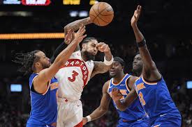 Os Knicks, defensivos, conquistaram a 12ª vitória consecutiva contra os Raptors.