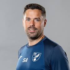 People related to "biomechanics"