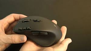 Logitech pebble m350 modern, slim, and silent wireless and bluetooth mouse $ 29.99. Logitech Wireless Gaming Mouse G700 Review Youtube