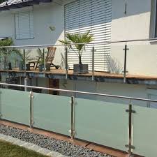 Balkongelander Maurhart In 2020 Balkongelander Edelstahl Balkongelander Glas Terrassen Gelander