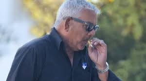 Sam Kerr's father looks stressed puffing