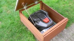 Garage Fur Den Automower 305 Selbst Bauen Oder Kaufen Garage Mahroboter Rasenroboter Rasenmaher Roboter Garage