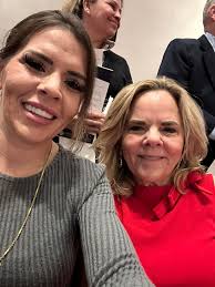 Amber Dawn Breunig (@appleofmyi2223) • Instagram photos and videos