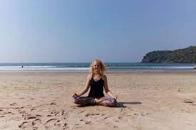 Pitch daily yoga classes to resorts and hotels. Jobs Abroad My Life As A Yoga Teacher In Goa India South East Asia Backpacker