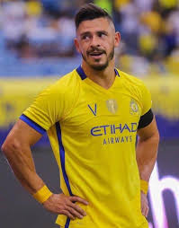 أخبار 24 جوليانو الأسوأ في تشكيلة النصر والجماهير تهاجم الحارس
