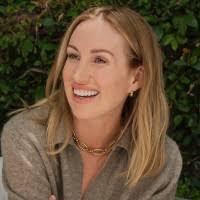 Victoria Natividad's Instagram, Twitter & Facebook