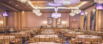 Guests should look to the host to kick off the toasts as their cue to give one as well. 10 Unique Places To Have An Engagement Party Wedding Forward