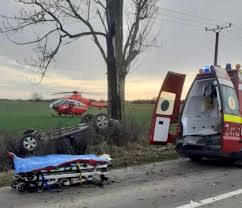 Check spelling or type a new query. Accident Cu Victime Pe Un Drum Din JudeÈ›ul Arad Intervine Elicopterul Smurd Newsar Ro