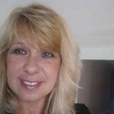 Antoinette Newell's Instagram, Twitter & Facebook