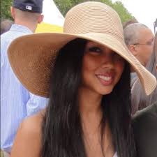 Melinda (@melindaperera_)