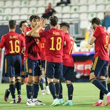 Bei einer niederlage gegen spanien hätte polen keine chance mehr auf das achtelfinale gehabt. Em 2021 Spanien Nominiert Nach Zweitem Coronafall Elf Weitere Spieler