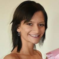 Danielle Wethered's Instagram, Twitter & Facebook