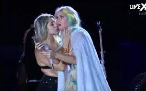 Watch: Katy Perry Gets Felt Up By Presumably "Rolling" Fan In Rio