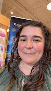 House full of Bookworms with Carolyn Leiloglou