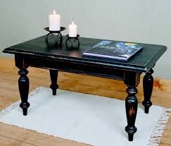The country farm turned leg coffee table is a traditional farm coffee table with nicely turned legs. David Lee Furniture Coffee Table With Turned Legs American Country