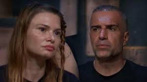 Survivor'da ünlü isimler yarışmadan çekildi! Berdan Mardini ve Seçkin  Piriler daha fazla dayanamadılar!