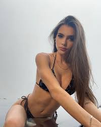 Karina Restrepo - Free pics, galleries & more at Babepedia