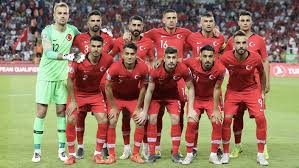 A milli futbol takımı, azerbaycan'a geldi. Turkiye Milli Futbol Takimi Adeta Tarih Yaziyor