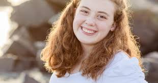 Colorado Springs teen Anna Cummins wins U.S. Military Child of the Year  award