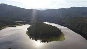 Una postal situada en la sin duda el meandro melero es una buena forma de conocer las hurdes, aquí os dejo un enlace de. El Meandro Del Melero Caceres Un Magnifico Capricho De La Naturaleza Medio Penique