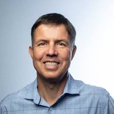 Congratulations to this group of AIMCo professionals, who have been  selected as this year's Investment Award recipients! Securing the best  investment opportunities for AIMCo clients requires…