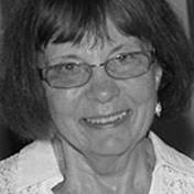 Linda Lucht's Instagram, Twitter & Facebook