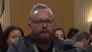 Former Oath Keepers leader claims extremist groups pose 'genuine danger' to  Americans