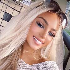 She really thinking about food while eating junk food lol Nikita Robertson  Da Wizz Ned Neal Joshua Edwards Naushia Hill Tony Evans John Likely Rick  McKay MB Smith Roderick Florence Naomi Robertson