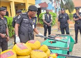 Police arrests four suspected kidnappers, robbers in Delta Read full report in comment section 👇👇👇