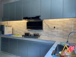 Siap mengukur kapan saja untuk wilayah semarang dan sekitar nya , free ongkir dan pemasangan. A L Aluminium Kitchen Cabinet Home Facebook