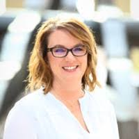 Mandy Hodges's Instagram, Twitter & Facebook