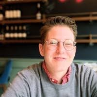 100+ perfiles de «Doty»