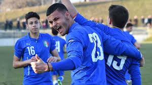 The points are shared in the derby della lanterna after genoa's scamacca equaled out jankto's early strike for sampdoria. Gianluca Scamacca Eroe Del Viareggio Col Sassuolo E Rimpianto Della Roma Goal Com