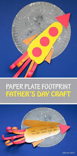 See more ideas about fathers day, father's day diy, fathers day crafts. Paper Plate Footprint Father S Day Craft Easy Fathers Day Craft Paper Plate Crafts For Kids Father S Day Diy