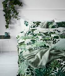 Bettwasche Mit Blattmuster Weiss Grun H M Home H M De Schlafzimmer Gestalten Schlafzimmer Inspiration Bettwasche