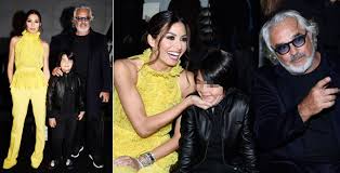 La bella showgirl ha condiviso sui social le foto di un momento molto tenero tra mamma e figlio, ma ha anche condiviso con i follower alcune foto dei. Elisabetta Gregoraci Con Flavio Briatore E Il Figlio Nathan Falco E Lei La Piu Ammirata Alla Milano Fashion Week People