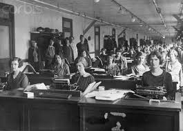 Female Office Workers In The Twenties Stenographers Irs Office 1920s Women Dresses For Work Working Woman Vintage School
