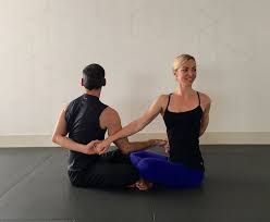 10 Partner Yoga Poses For A Strong And Flexible Relationship Couples Yoga Poses Partner Yoga Poses Couples Yoga